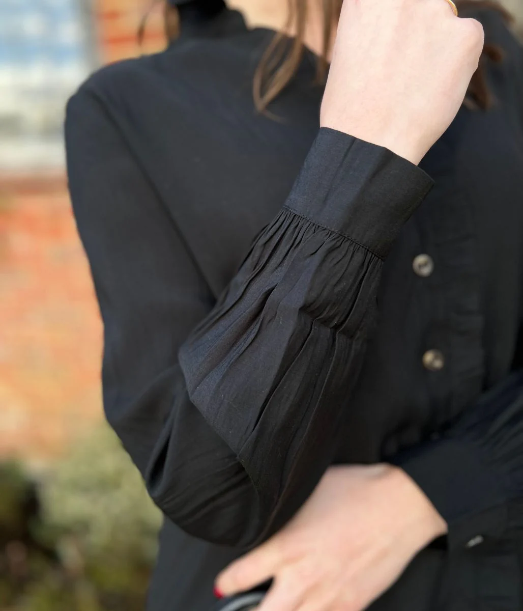Black Ruffle Shirt - Image 9