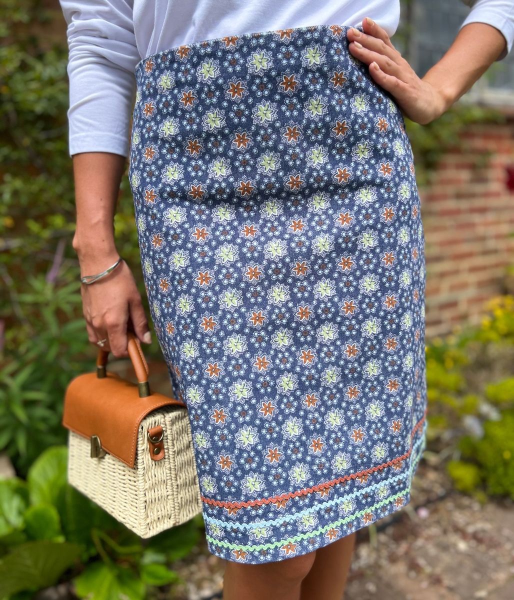 Blue Herbal Garden Moleskin Skirt - Image 13