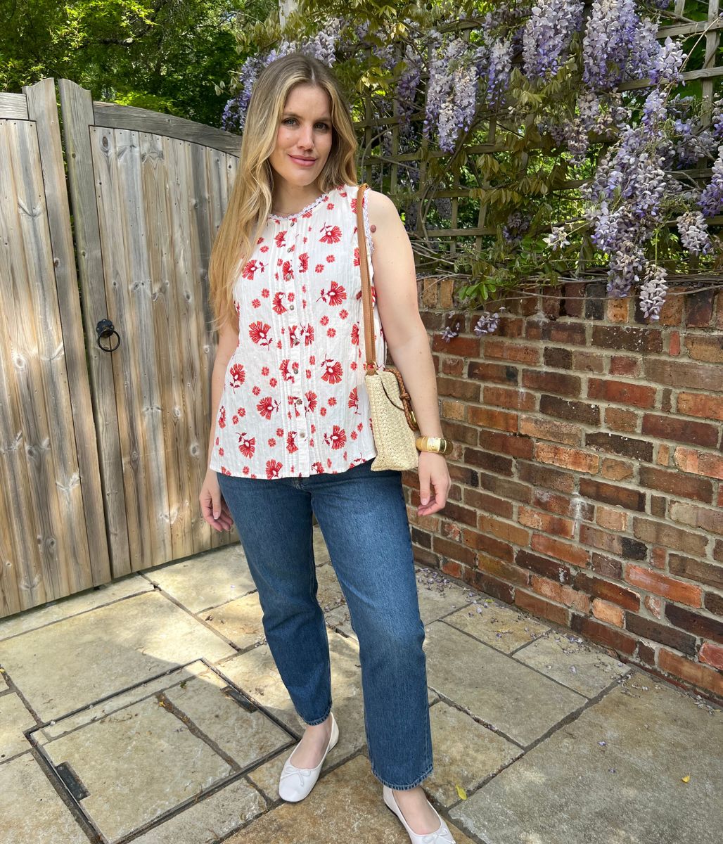 Brakeburn Textured Floral Sleeveless Top - Image 3
