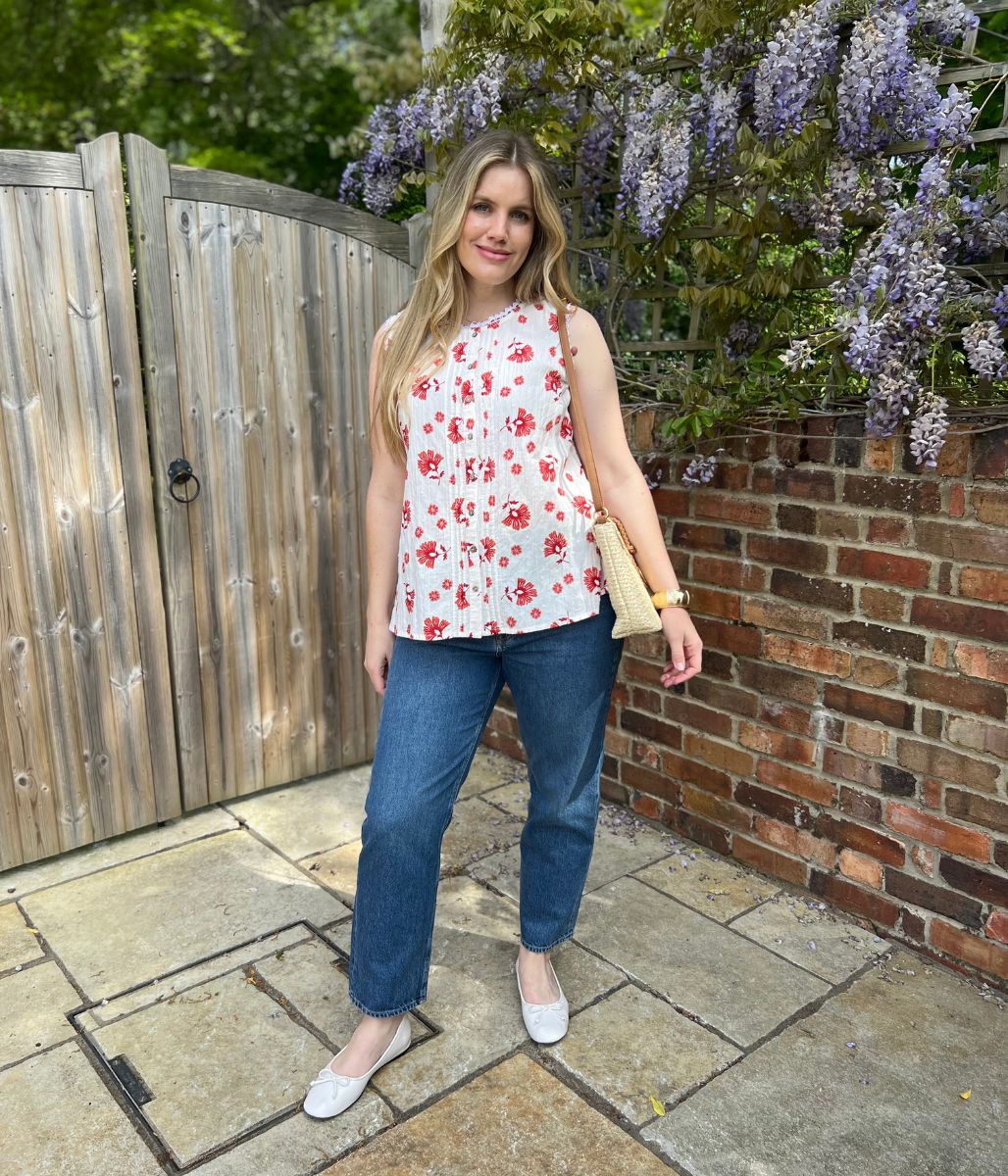 Brakeburn Textured Floral Sleeveless Top - Image 4