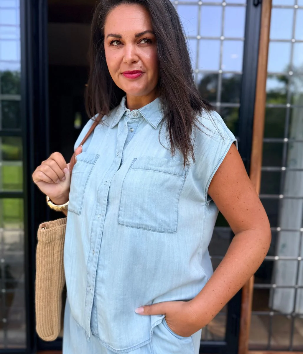 Chambray Sleeveless Shirt - Image 7