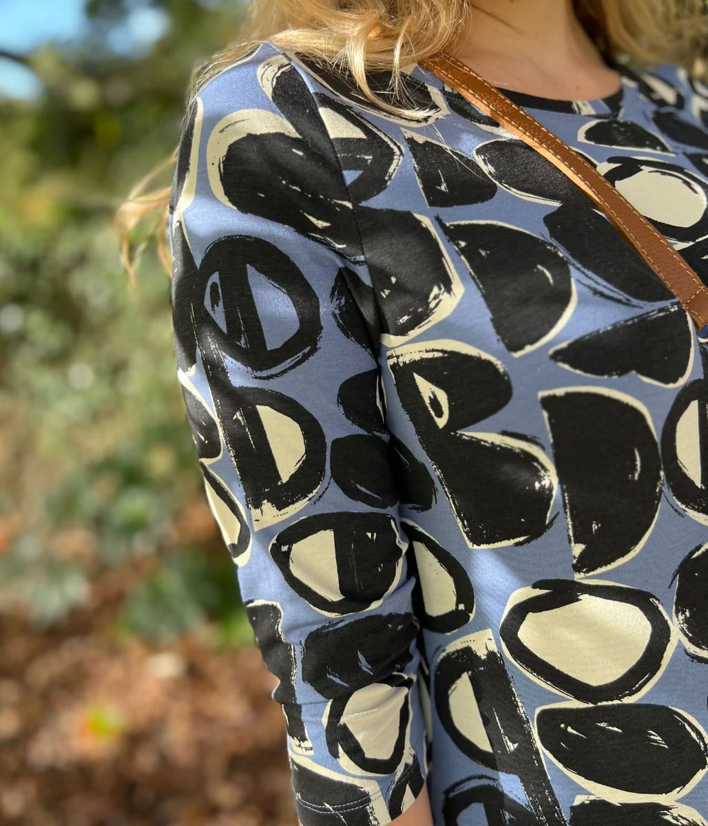 Ex Seasalt Blue Abstract Circle Print 3/4 Sleeve Top - Image 3