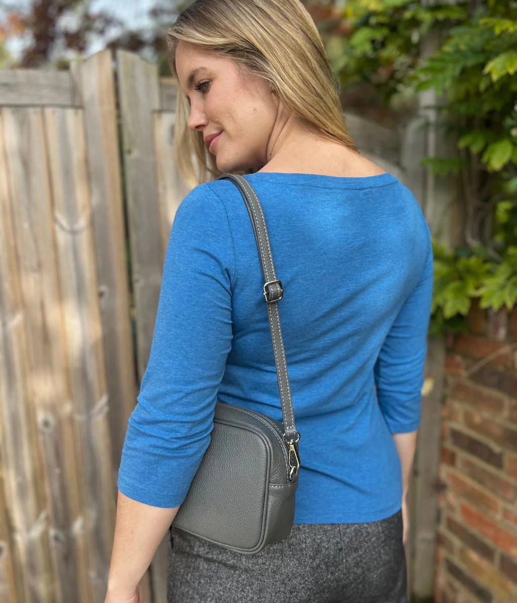 Ex Seasalt Blue Cotton Rich 3/4 Sleeve Top - Image 3