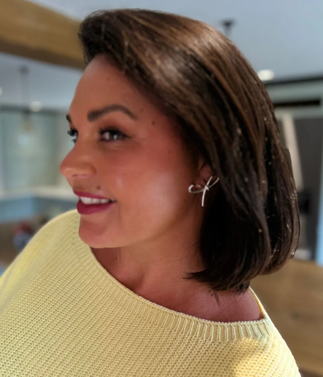 Gold Bow Knot Earring - Image 3
