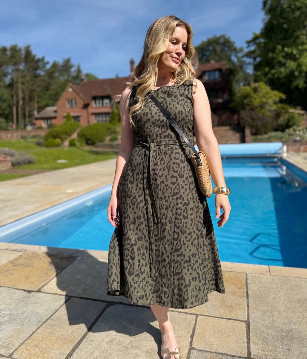 Green Animal Print Sleeveless Belted Linen Blend Midi Dress - Image 4