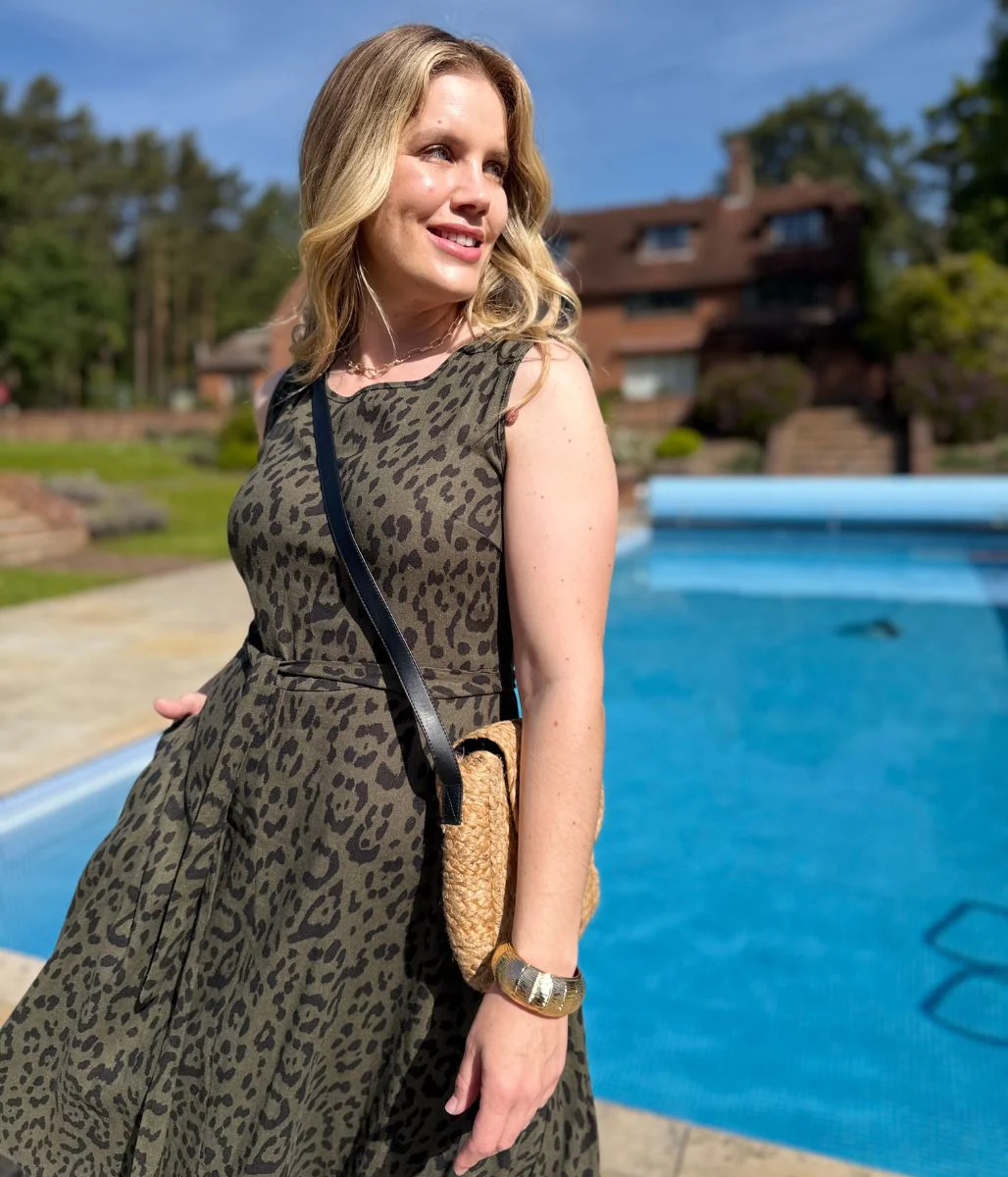 Green Animal Print Sleeveless Belted Linen Blend Midi Dress - Image 5