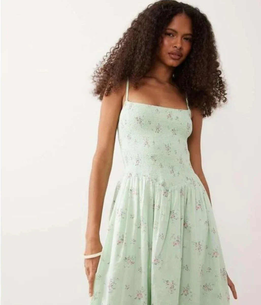 Green Ditsy Print Dipped Waist Smocked Midi Dress - Image 4
