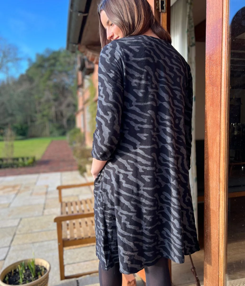 Black & Grey Animal Print Stretch Dress - Image 10