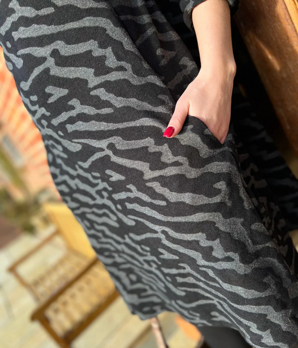 Black & Grey Animal Print Stretch Dress - Image 12