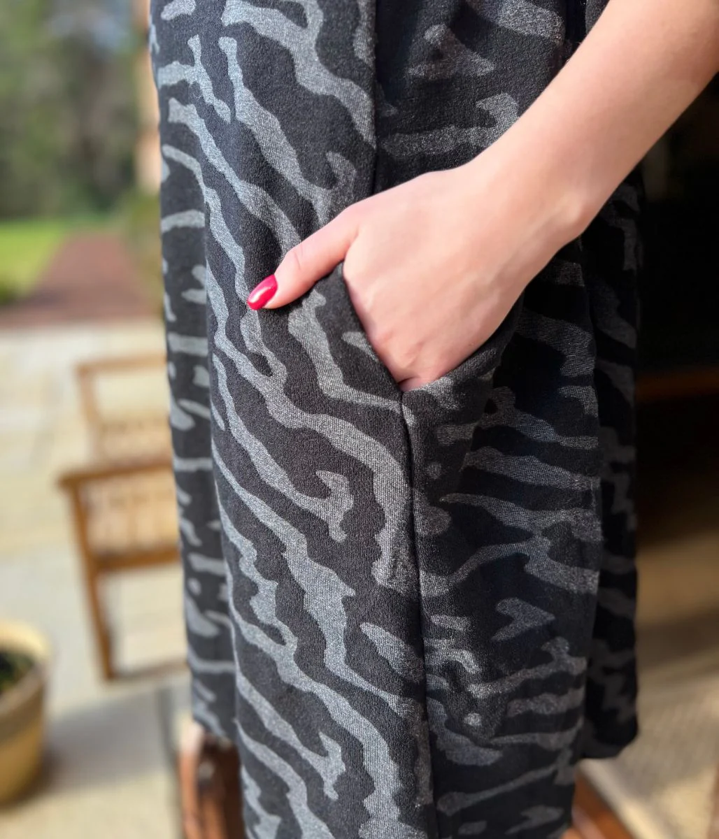 Black & Grey Animal Print Stretch Dress - Image 3