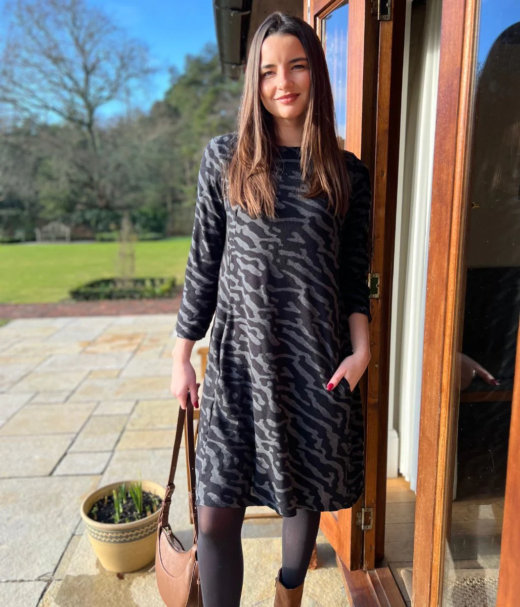 Black & Grey Animal Print Stretch Dress - Image 5