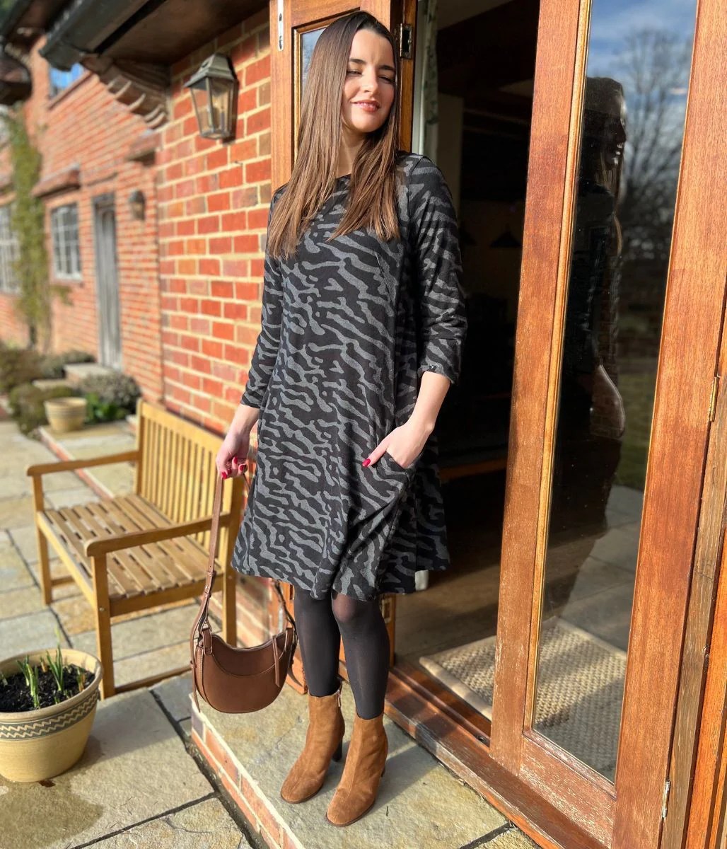 Black & Grey Animal Print Stretch Dress - Image 7