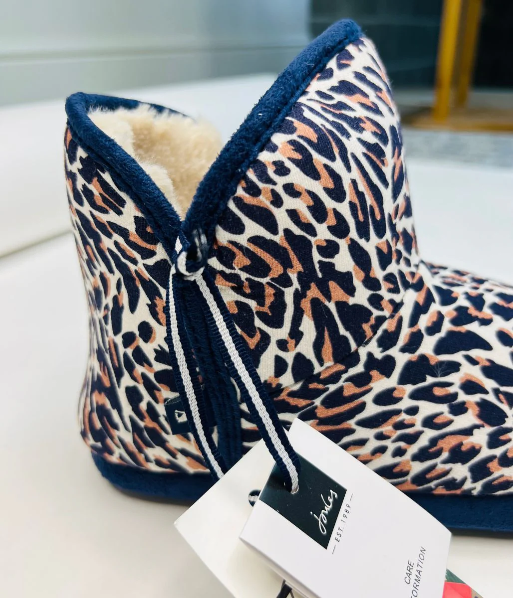 Leopard Print Fur Lined Slipper Boots - Image 9