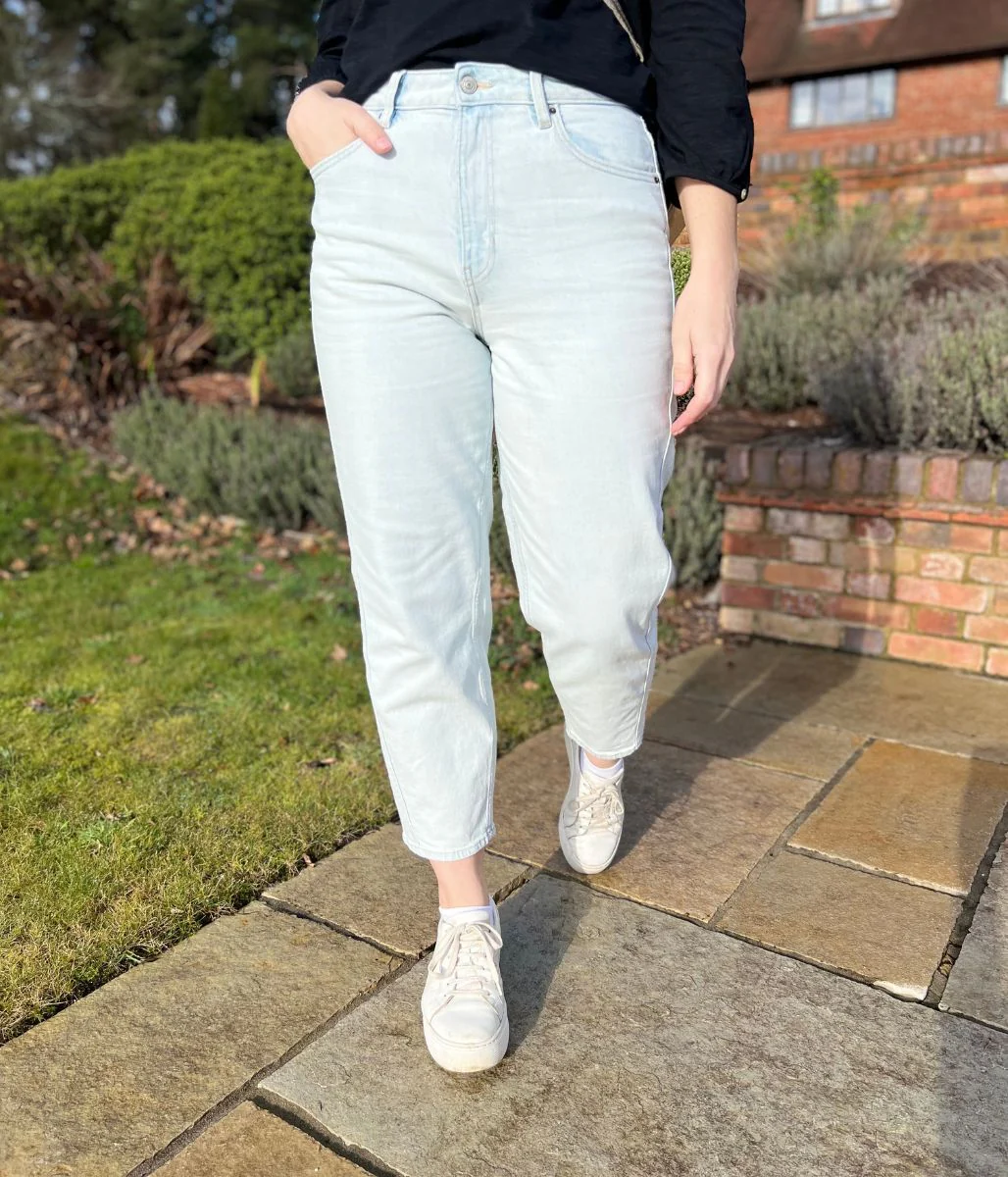 Light Blue Mid Rise Barrel Leg Jeans - Image 3