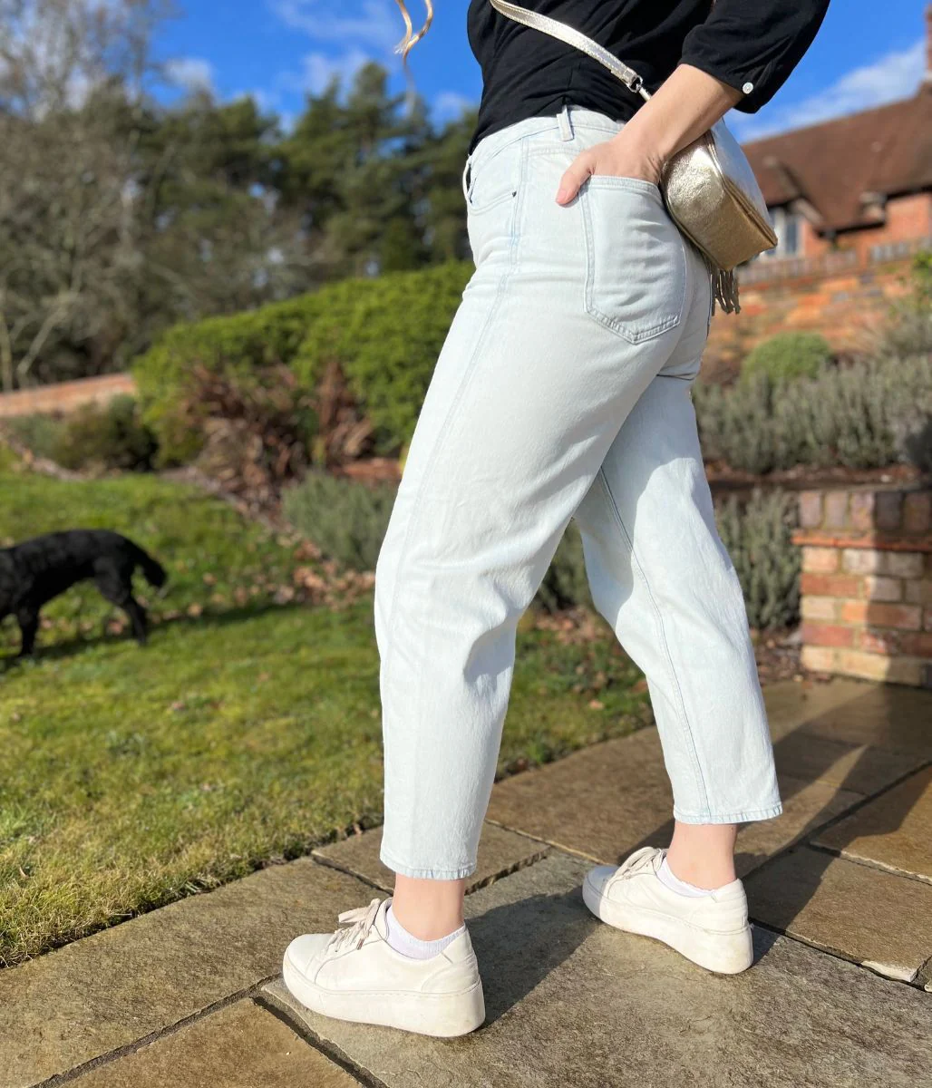 Light Blue Mid Rise Barrel Leg Jeans - Image 7