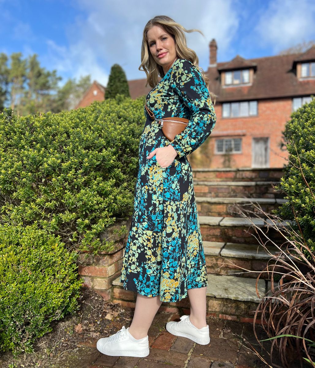 Megan Printed Long Sleeve Jersey Dress - Image 3