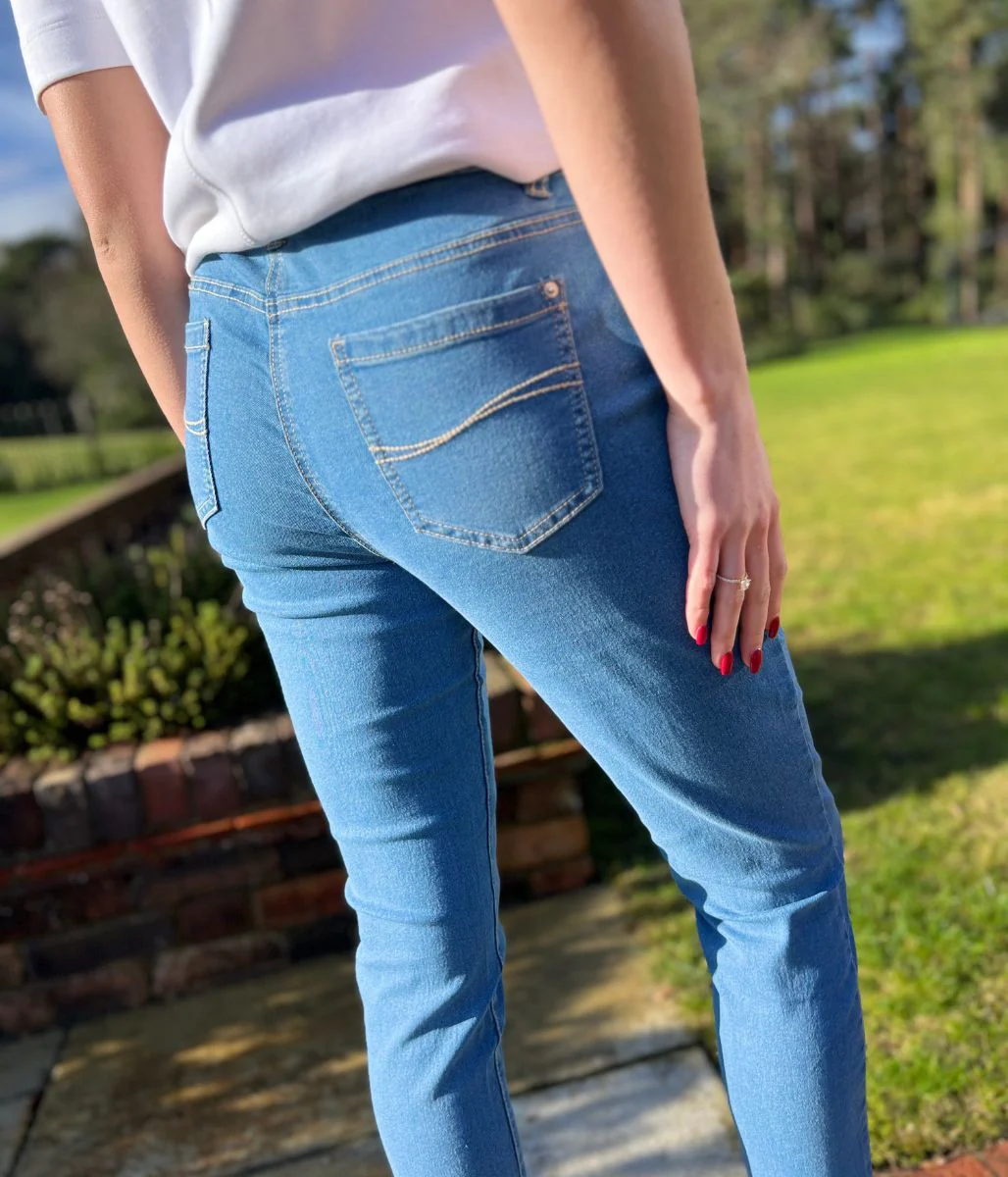 Mid Blue Emilee Lift & Shape Jeans - Image 4