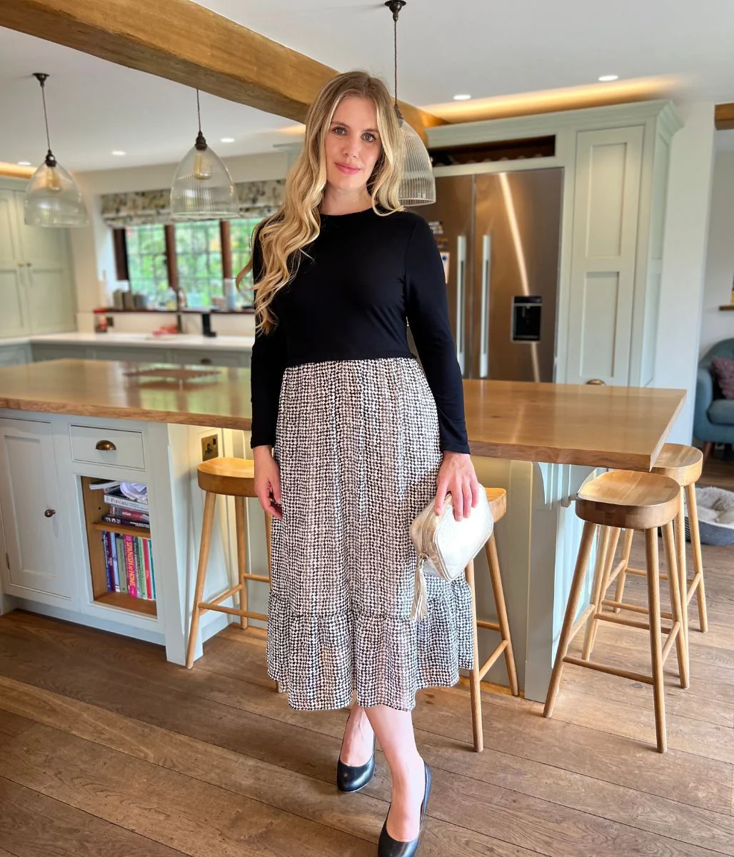 Monochrome Print Contrast Tiered Midi Dress - Image 6