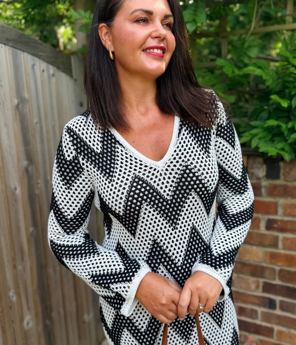 Monochrome Zig Zag Crochet Style Dress - Image 5
