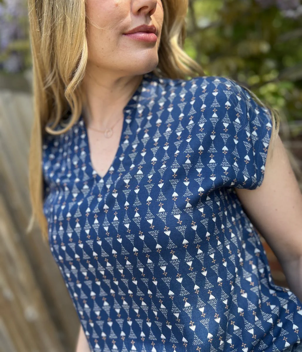 Nomads Blue Printed Notch Neck Top - Image 4