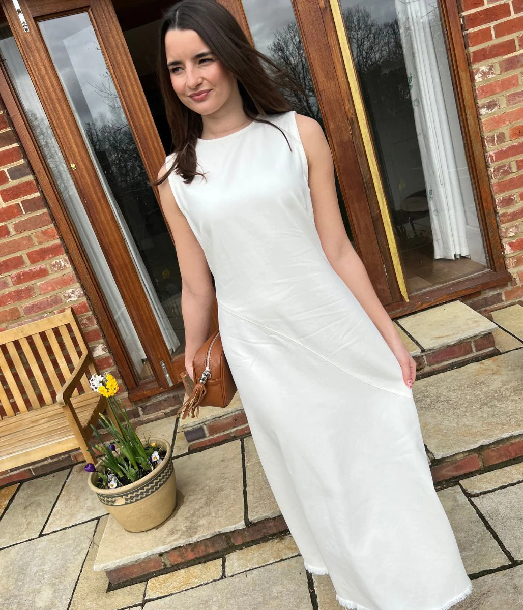 White Sleeveless Raw Hem Denim Dress - Image 9